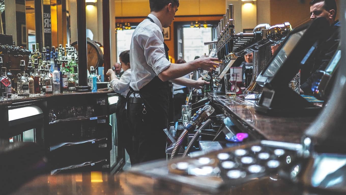 5-types-of-restaurant-employee-theft-and-how-to-prevent-them